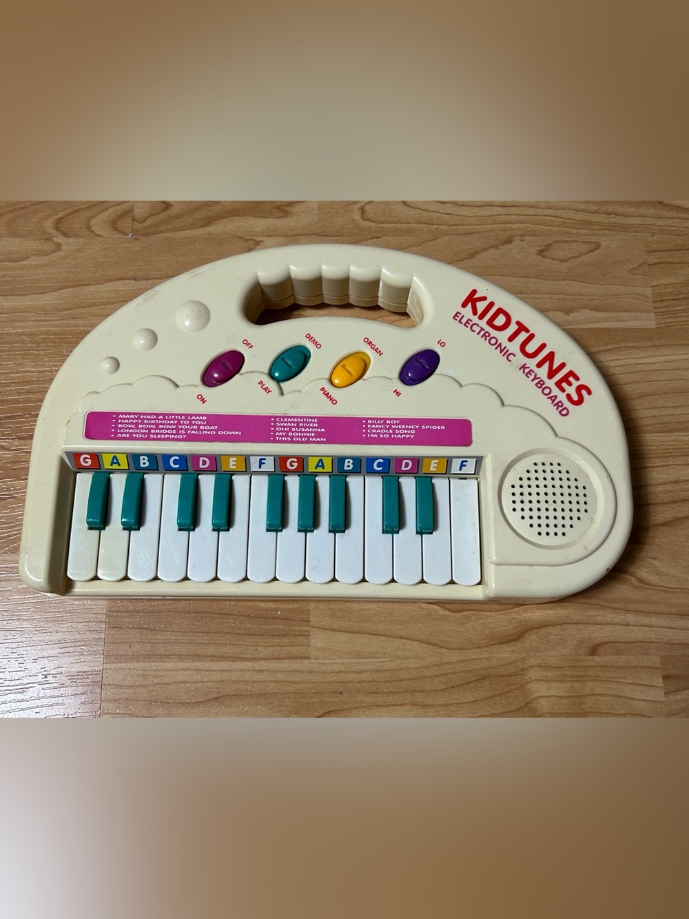 Vintage Kidtunes Electronic Keyboard